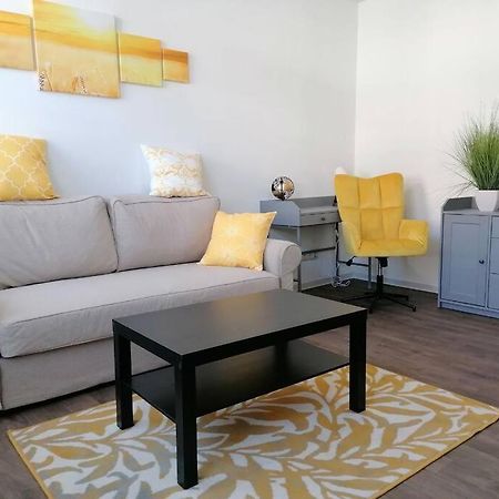 Cozy City Apartment Senftenberg Esterno foto